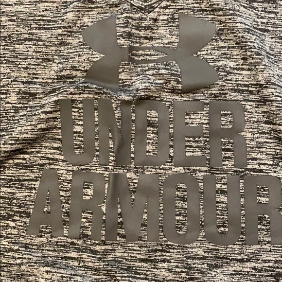 Under Armour Athletic T Shirt - Picture 3 of 3